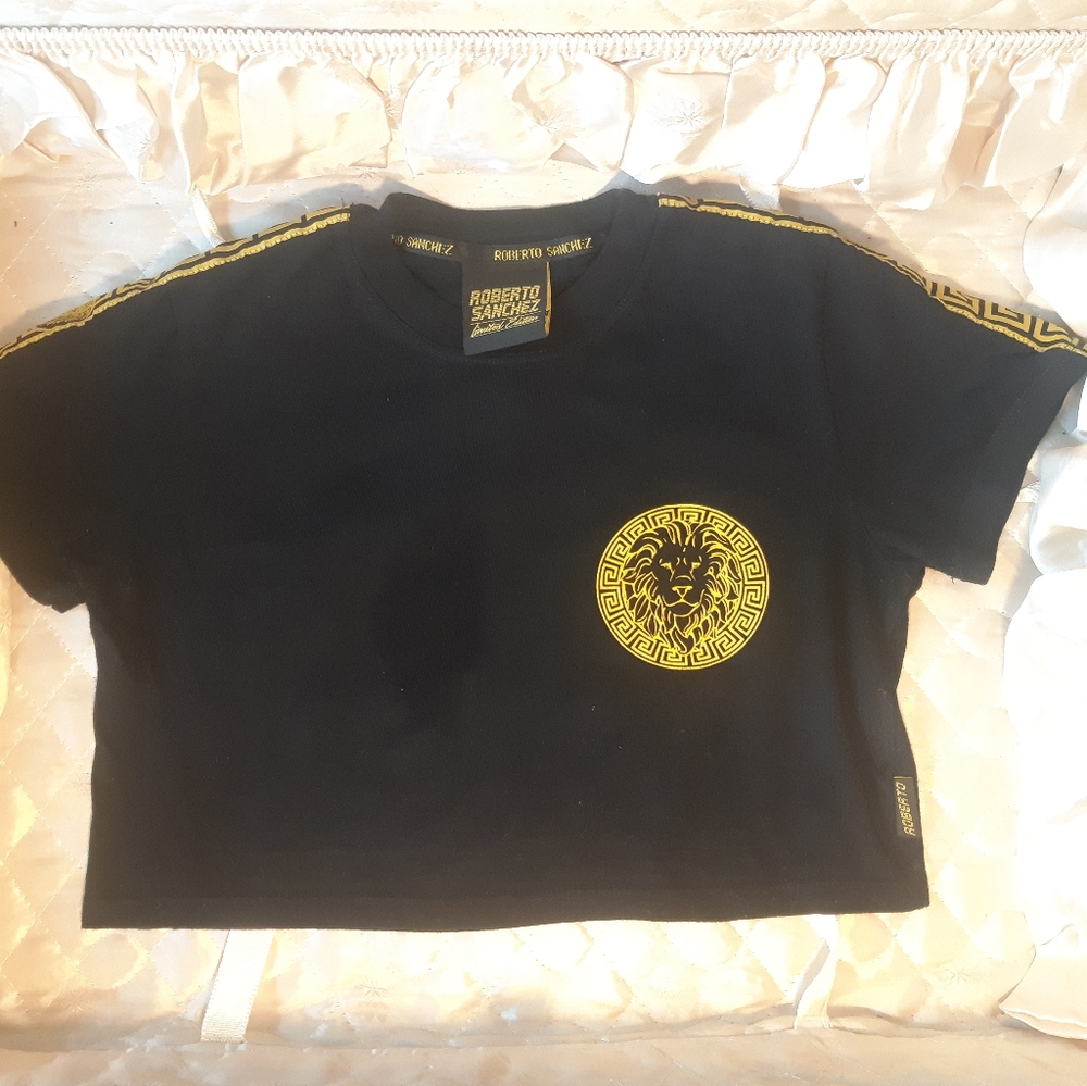 Roberto Sanchez Cropped T shirt (Limited Edition)